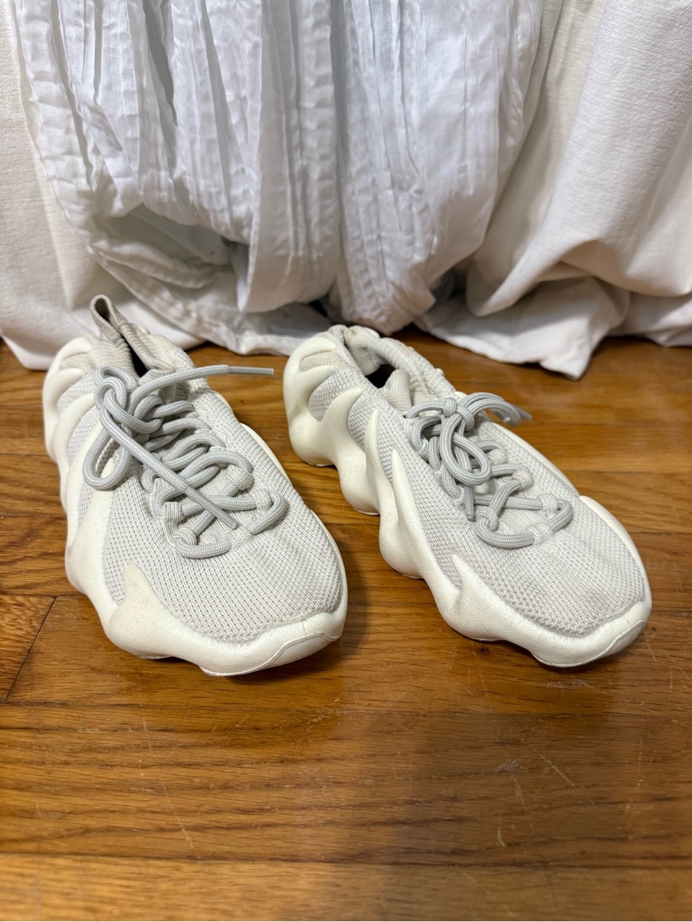 Yeezy Kids Cream Knit Sculpted Sole Sneakers